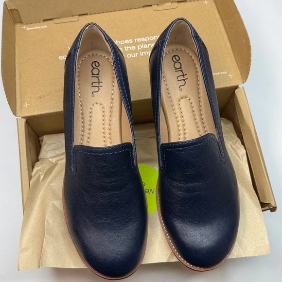 Earth Women's Edna Flat Slip-On Wide Width Loafers- Dark Blue- Size 8W - Picture 5 of 11